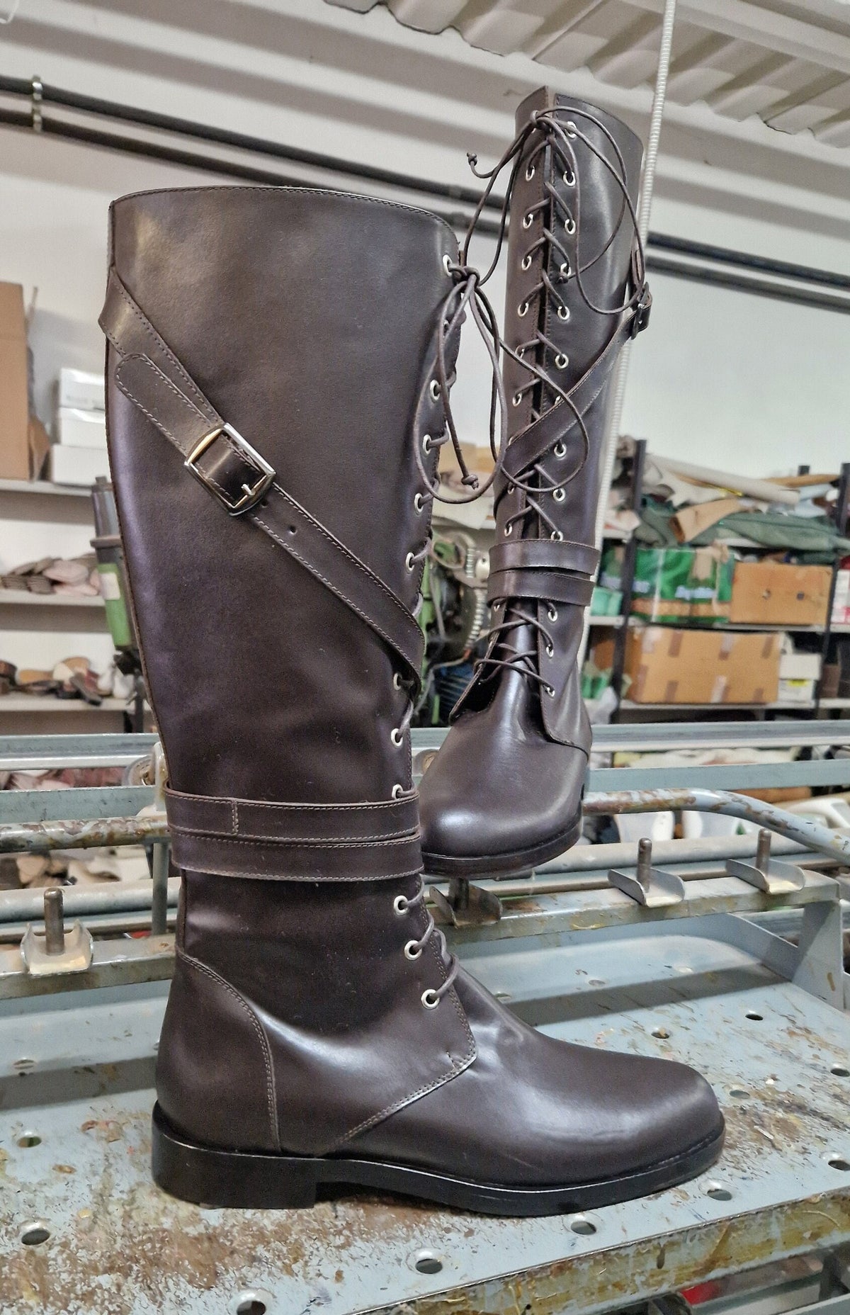 Stivali VAN HELSING in vera pelle testa di moro per cosplay, ARTIGIANALI made in italy su misura