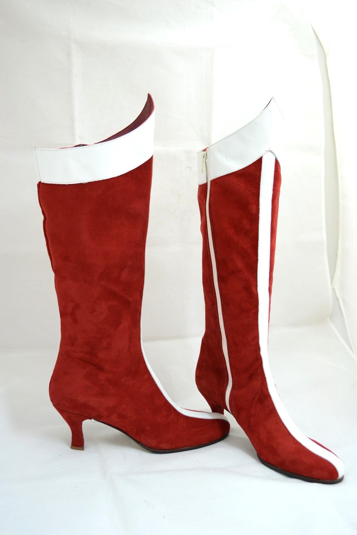 STIVALI DONNA BOOTS Wonder Woman vera pelle scamosciato colore rosso, fodera pelle suola cuoio made in Italy artigianali su misura